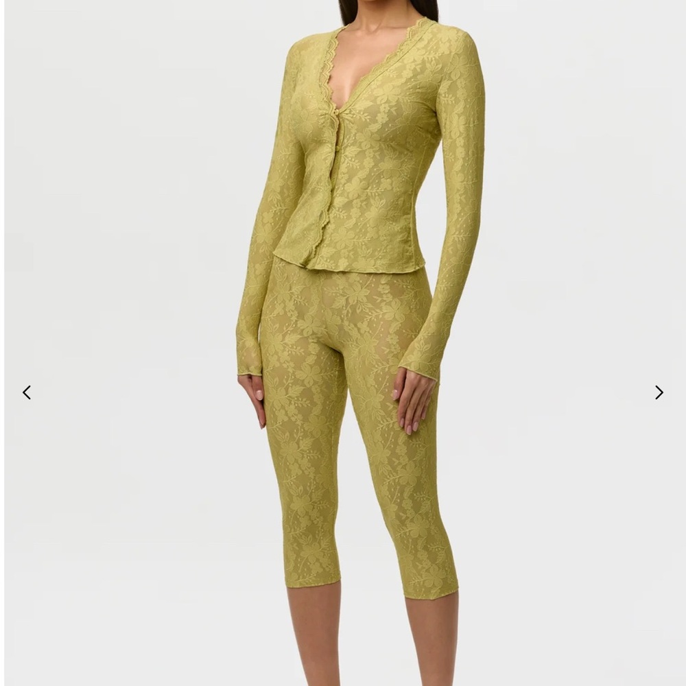 Lace Knit Button-Front Top & Capri Set in Olive